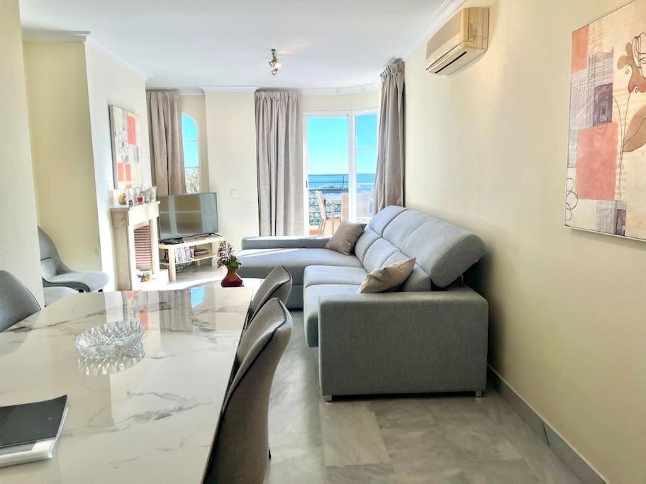 Panoramic Views 2 Bed