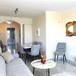 Panoramic Views 2 Bed Apartment
